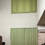 吹き抜けの窓廻りコーディネート