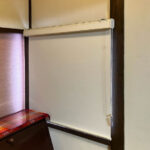 室内側に付けたロールスクリーン